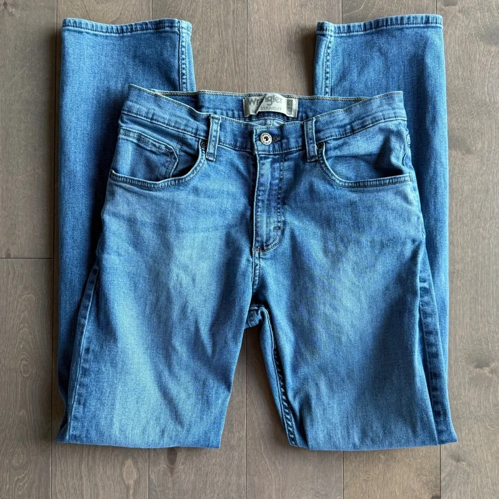 Wrangler Slim Straight Flex 30x32 5 Pocket Zip Button Denim Jean